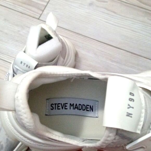(S-3351)   Steve Madden Women's Myles Sneaker Sz 9.5 - Picture 10 of 11